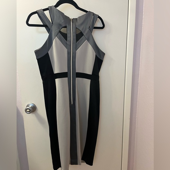 Jax Gray and Black Colorblock Midi Dress EUC Size 10 EUC PTP 18 - Picture 5 of 8